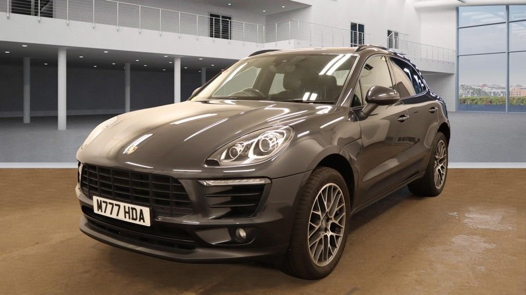 Used Porsche Macan 2018 for sale - 78200389: Photo 4