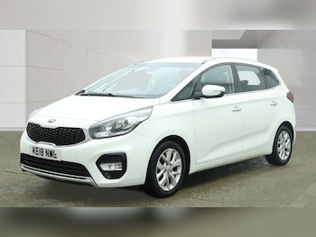 Used Kia Carens 2018 for sale - 79197337: Photo