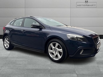 Used Volvo V40 Cross Country 2015 for sale - 78200310: Photo