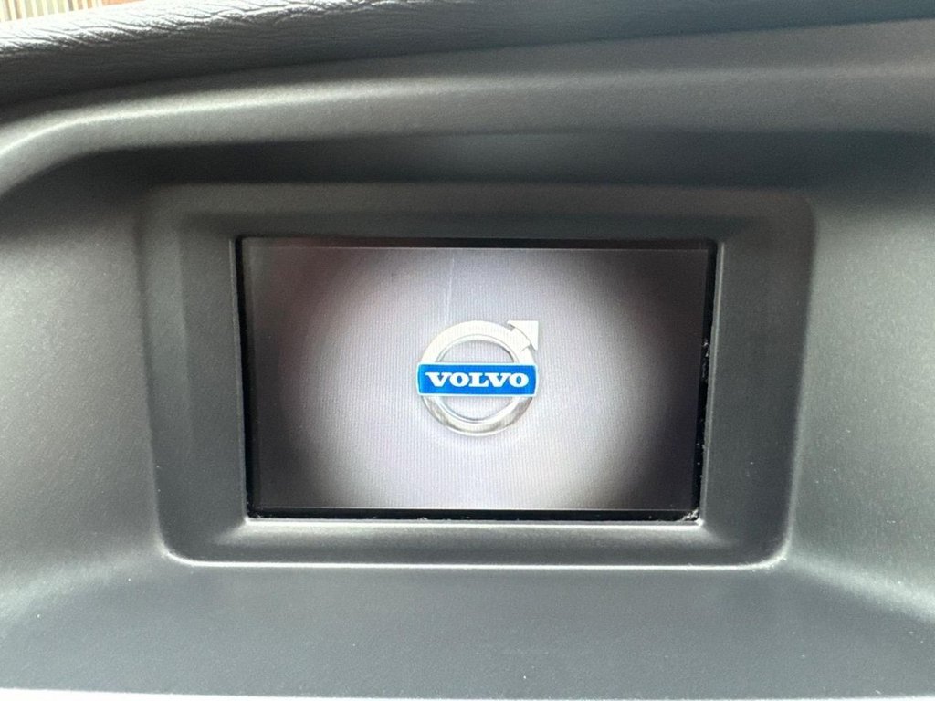 Used Volvo V40 2015 for sale - 78200310: Photo 22