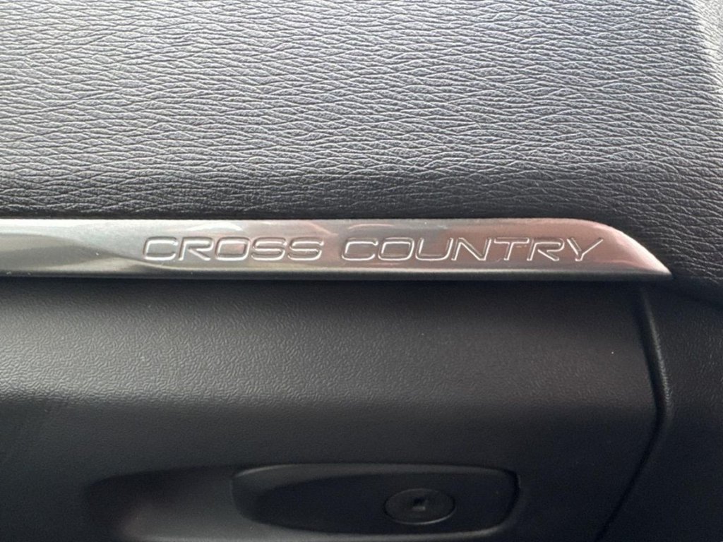 Used Volvo V40 2015 for sale - 78200310: Photo 38