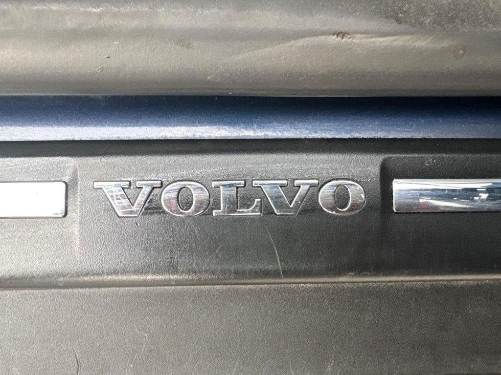 Used Volvo V40 2015 for sale - 78200310: Photo 39