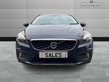 Used Volvo V40 Cross Country 2015 for sale - 78200310: Photo