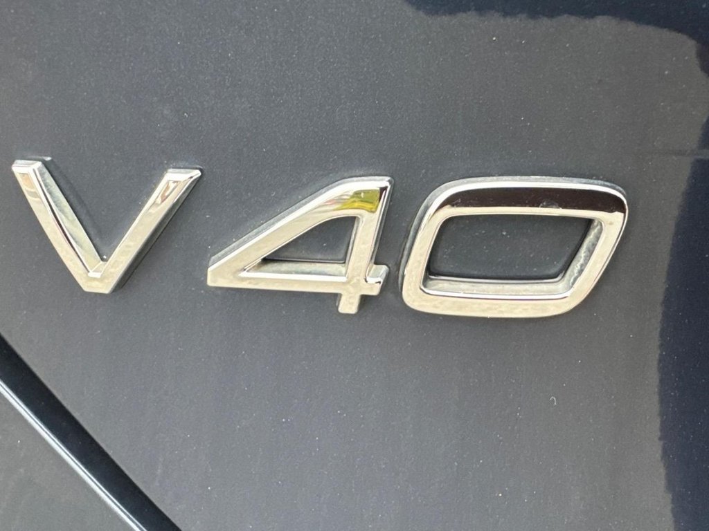 Used Volvo V40 2015 for sale - 78200310: Photo 41