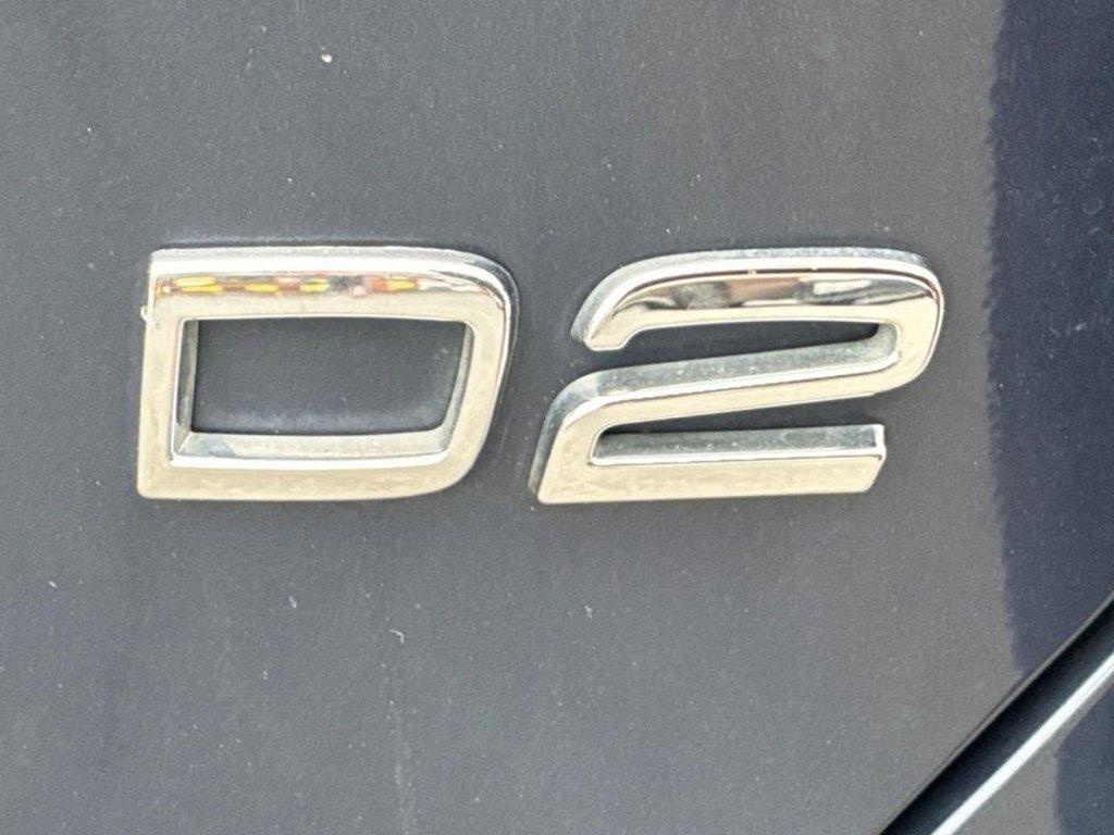 Used Volvo V40 2015 for sale - 78200310: Photo 42