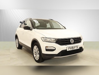 Used Volkswagen T-Roc 2019 for sale - 79422763: Photo