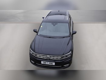Used Volkswagen Tiguan 2017 for sale - 79233369: Photo