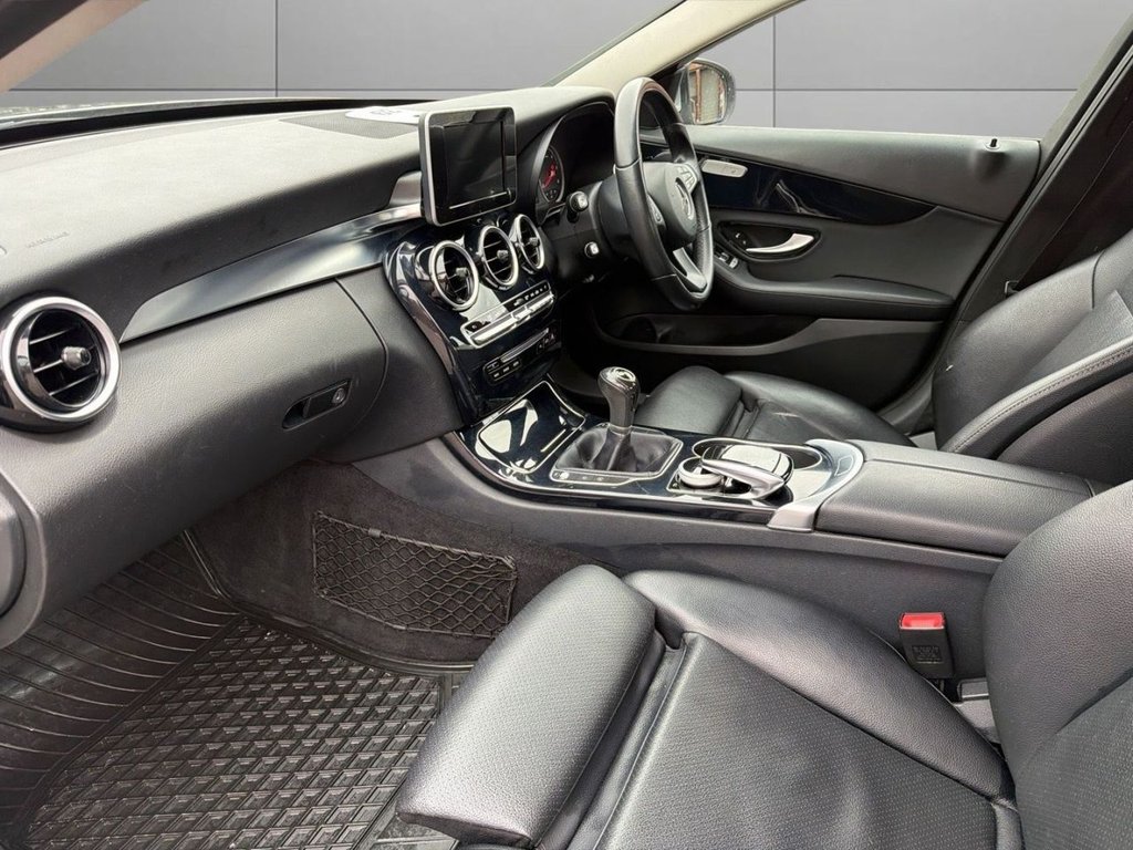 Used Mercedes-Benz C Class 2015 for sale - 78200031: Photo 16