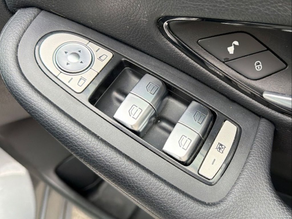 Used Mercedes-Benz C Class 2015 for sale - 78200031: Photo 25