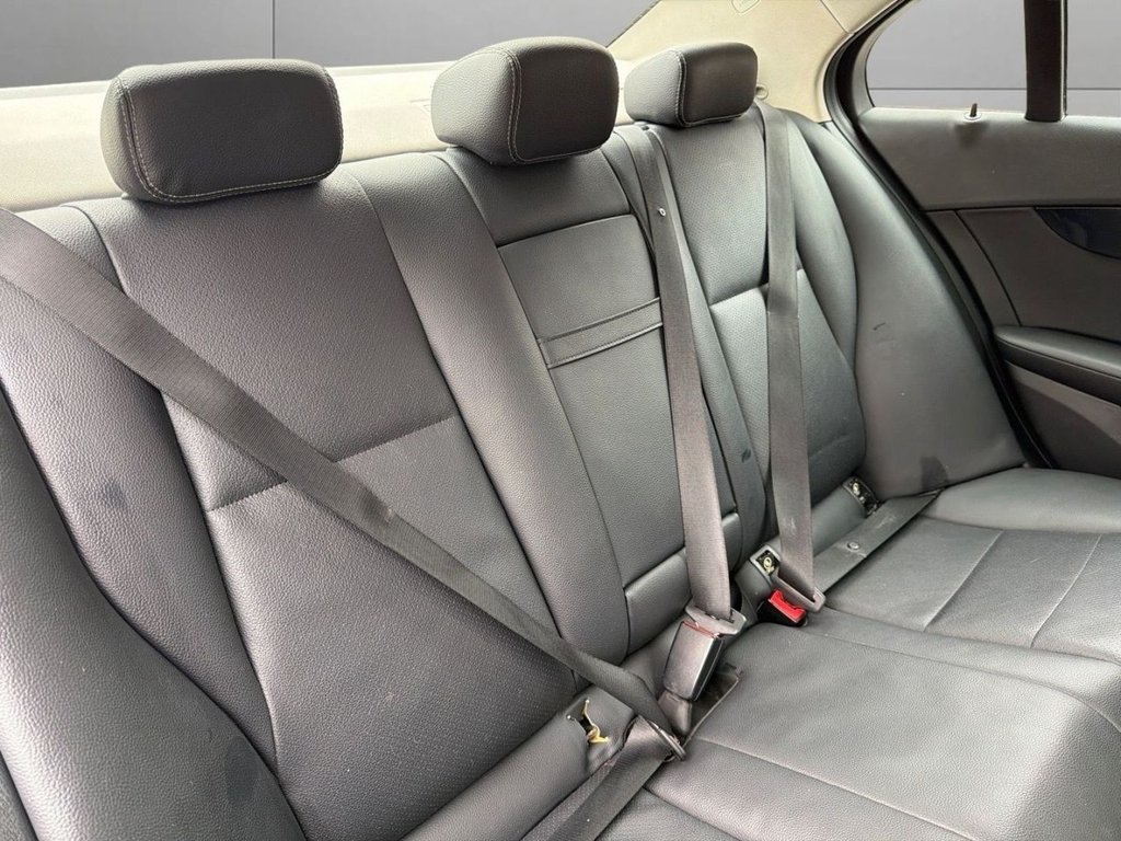 Used Mercedes-Benz C Class 2015 for sale - 78200031: Photo 35