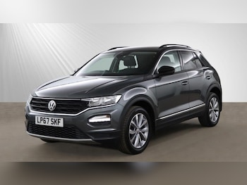 Used Volkswagen T-Roc 2018 for sale - 79385008: Photo