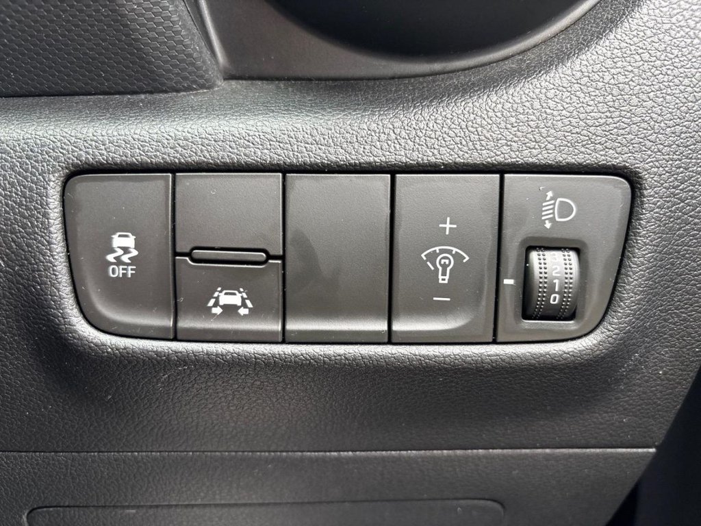 Used Hyundai KONA 2019 for sale - 78200100: Photo 30