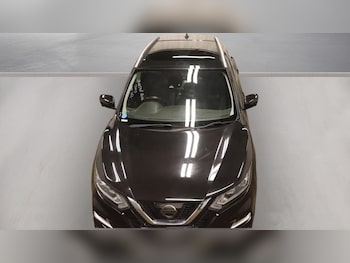 Used Nissan Qashqai 2017 for sale - 79608038: Photo