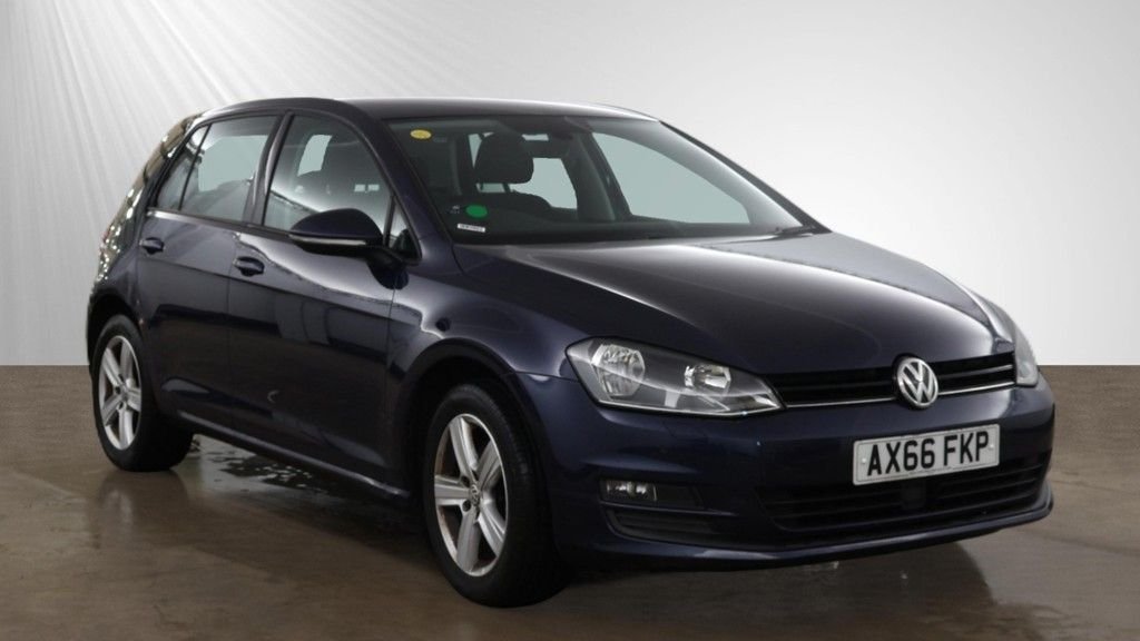 Used Volkswagen Golf 2017 for sale - 78199899: Photo 1