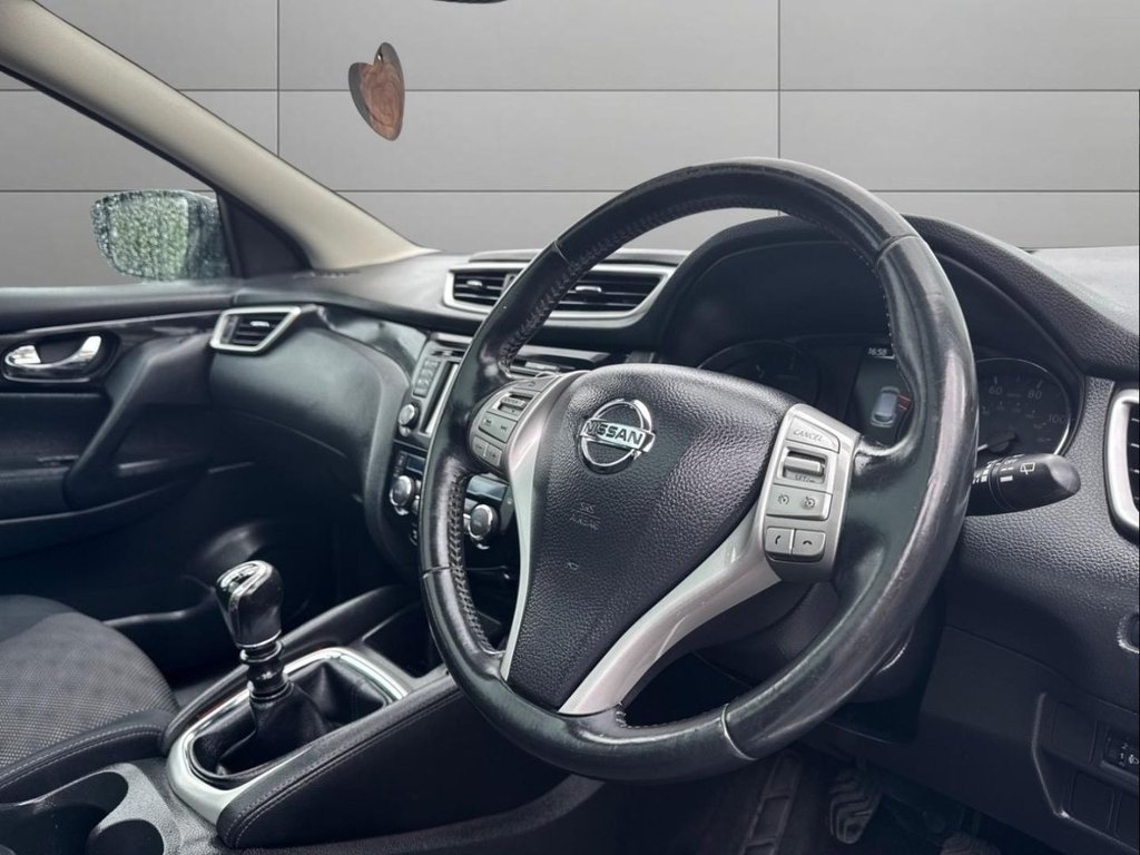 Used Nissan Qashqai 2014 for sale - 78200359: Photo 15