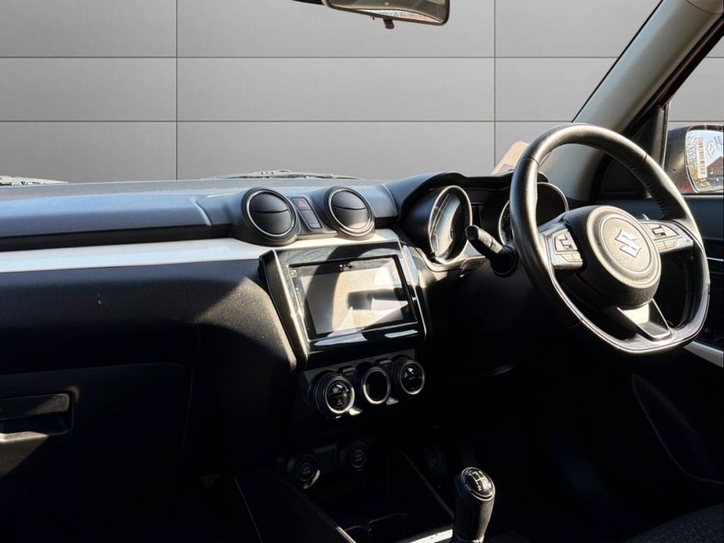 Used Suzuki Swift 2018 for sale - 78200108: Photo 16