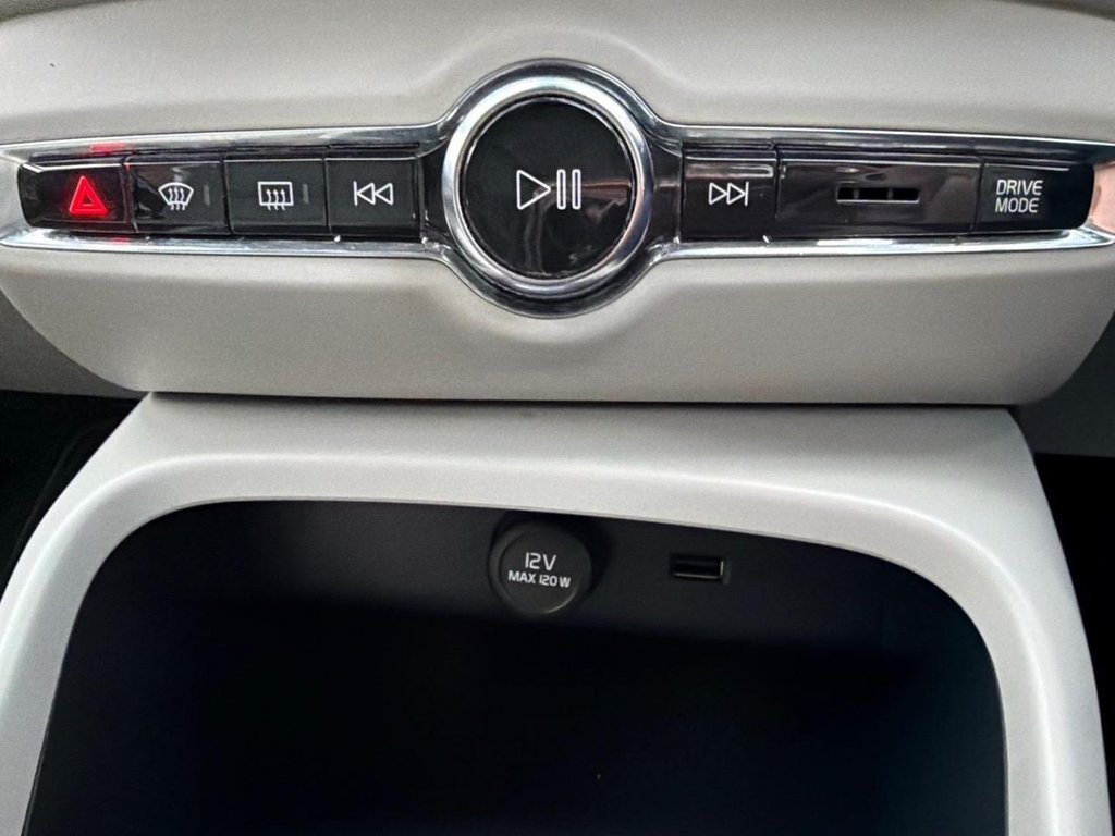 Used Volvo XC40 2019 for sale - 78200083: Photo 31