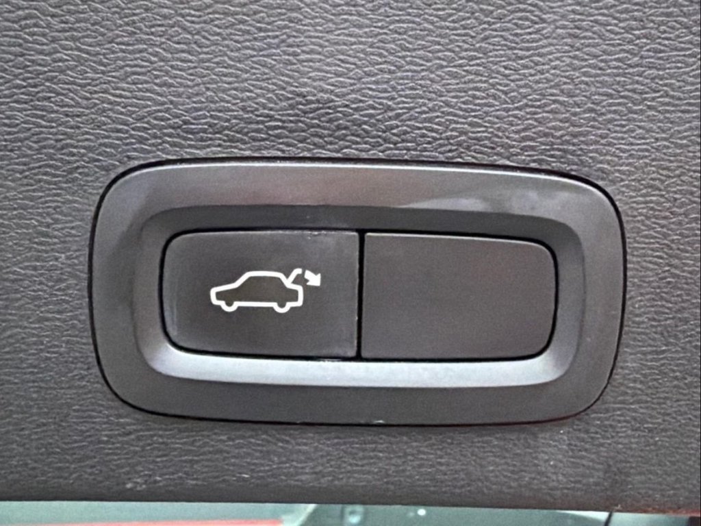 Used Volvo XC40 2019 for sale - 78200083: Photo 37