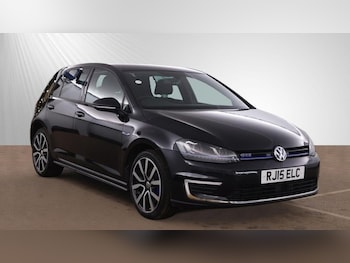 Used Volkswagen Golf 2015 for sale - 78501267: Photo