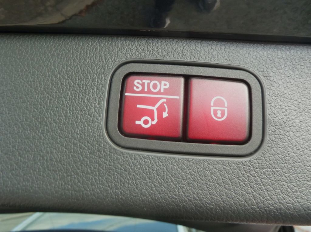 Used Mercedes-Benz C Class 2023 for sale - 76395485: Photo 15