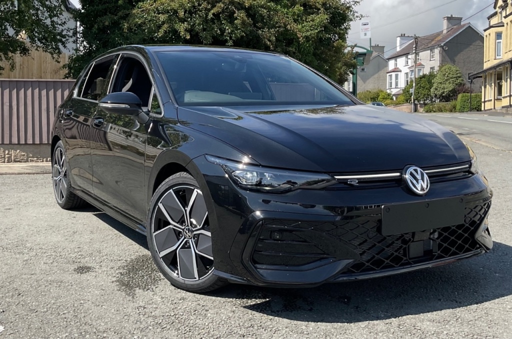 Used Volkswagen Golf 2025 for sale - 76385555: Photo 1