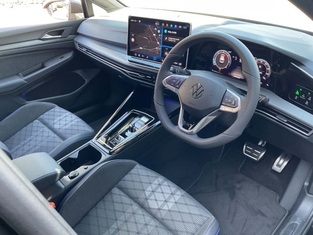 Used Volkswagen Golf 2025 for sale - 76385555: Photo 11