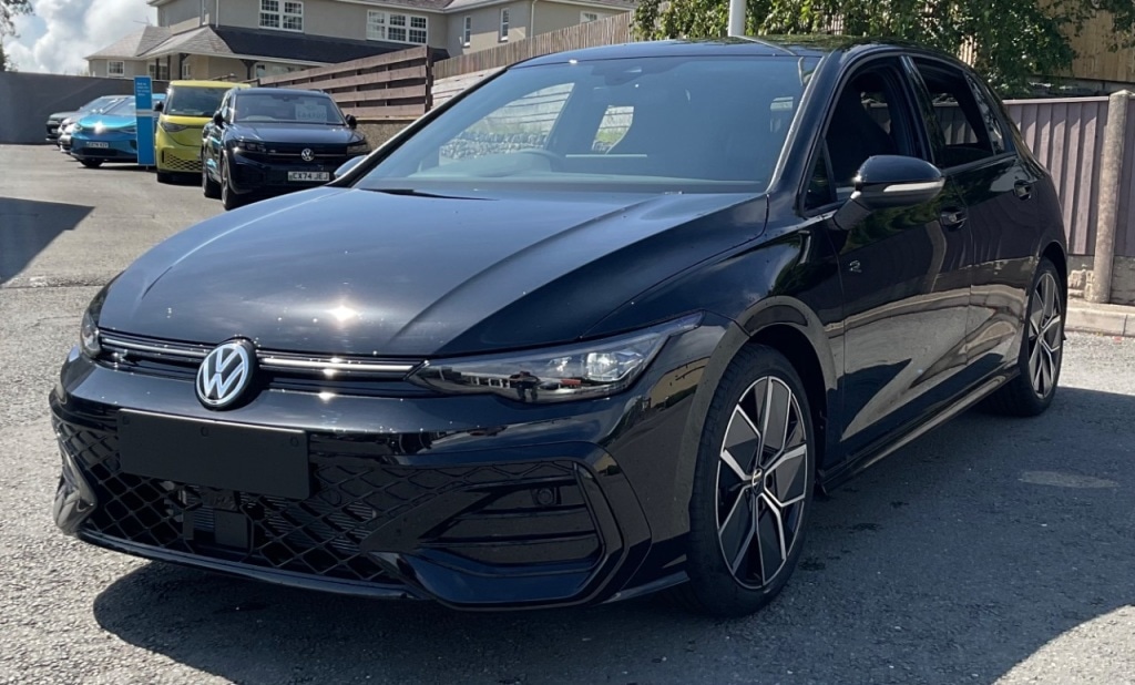 Used Volkswagen Golf 2025 for sale - 76385555: Photo 3