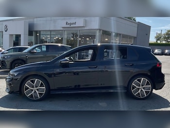Used Volkswagen Golf 2025 for sale - 76385555: Photo