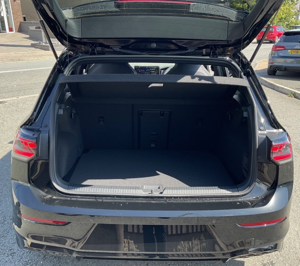 Used Volkswagen Golf 2025 for sale - 76385555: Photo 9