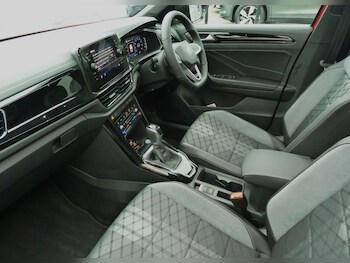 Used Volkswagen T-Roc 2026 for sale - 77805392: Photo