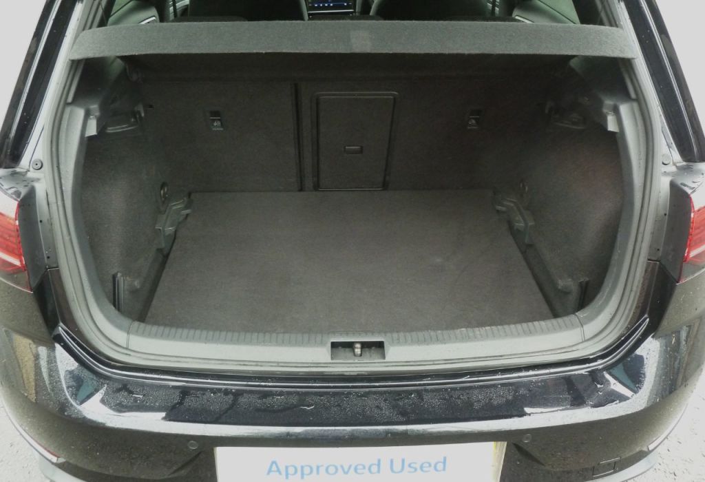 Used Volkswagen Golf 2019 for sale - 76016794: Photo 10