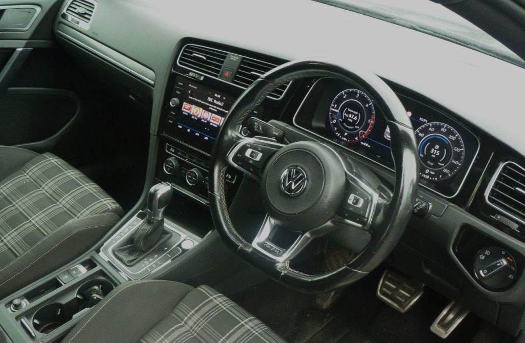Used Volkswagen Golf 2019 for sale - 76016794: Photo 15