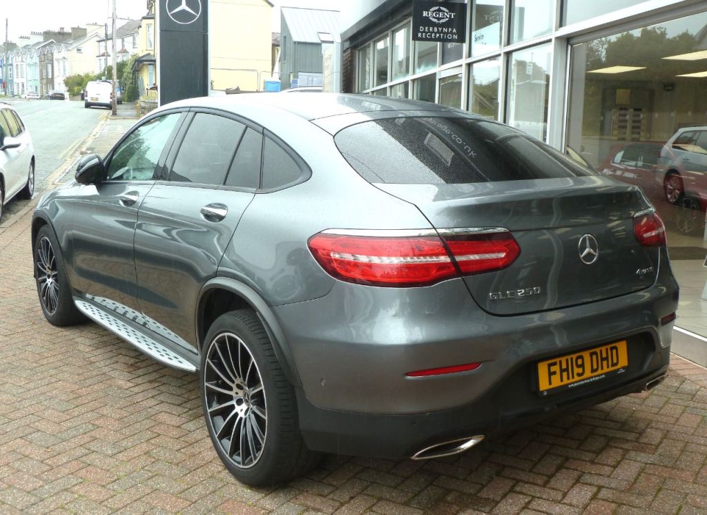Used Mercedes-Benz GLC 2019 for sale - 75673404: Photo 4
