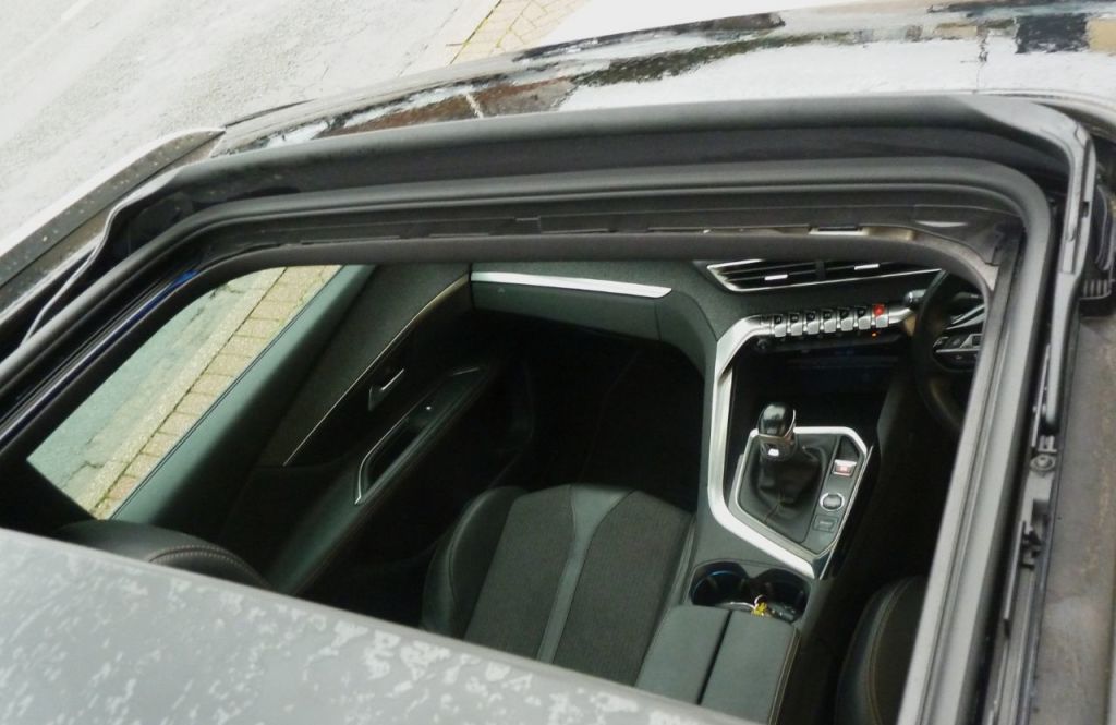 Used Peugeot 3008 2019 for sale - 76985462: Photo 25