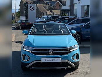 Used Volkswagen T-Roc 2023 for sale - 78386132: Photo