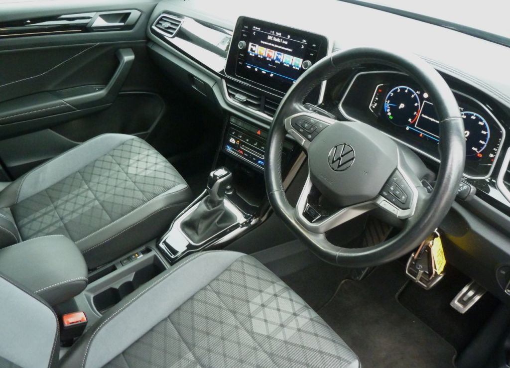 Used Volkswagen T-Roc 2023 for sale - 77593348: Photo 10