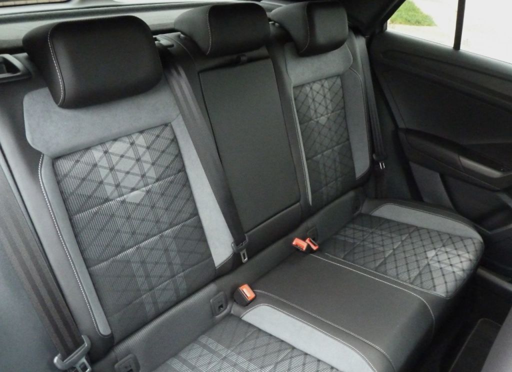 Used Volkswagen T-Roc 2023 for sale - 77593348: Photo 12