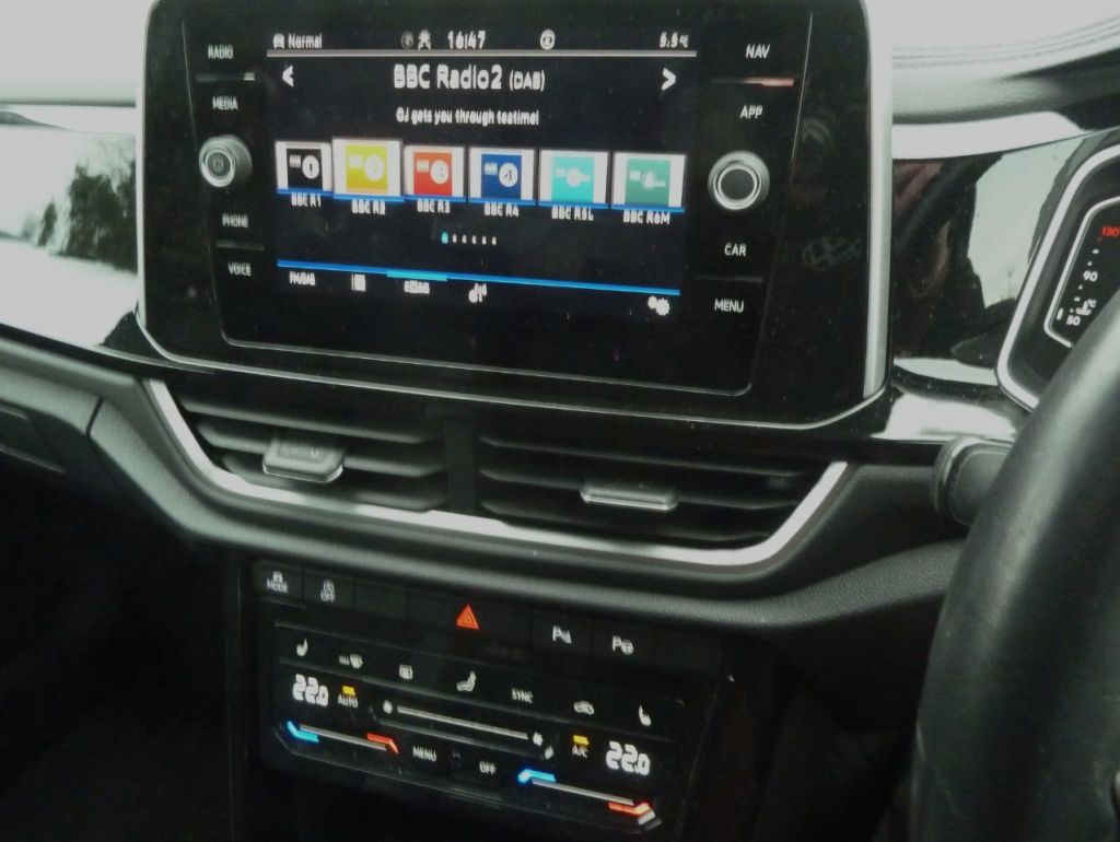 Used Volkswagen T-Roc 2023 for sale - 77593348: Photo 16