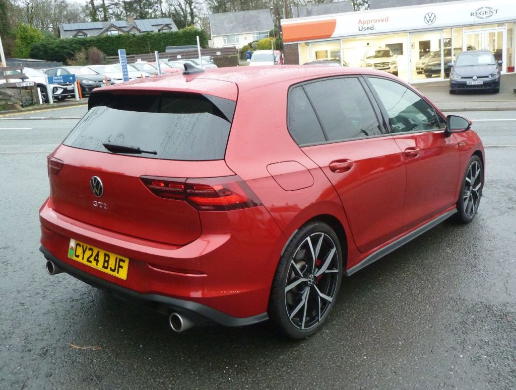 Used Volkswagen Golf 2024 for sale - 76985504: Photo 9