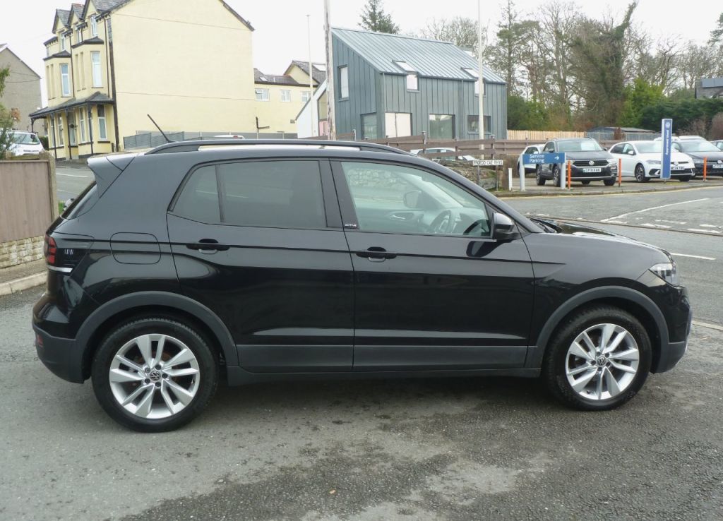 Used Volkswagen T-Cross 2022 for sale - 77493919: Photo 10