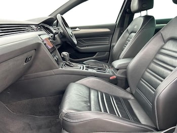 Used Volkswagen Passat 2020 for sale - 77582573: Photo