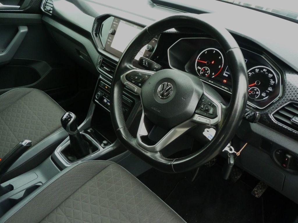 Used Volkswagen T-Cross 2020 for sale - 76402262: Photo 10