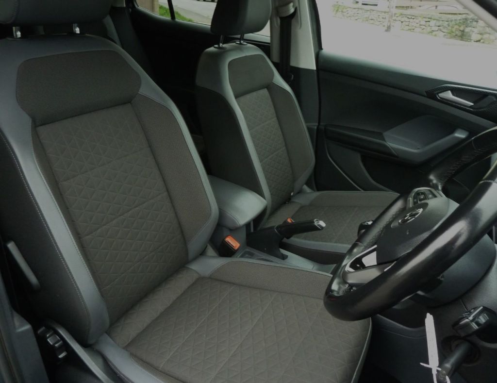 Used Volkswagen T-Cross 2020 for sale - 76402262: Photo 11