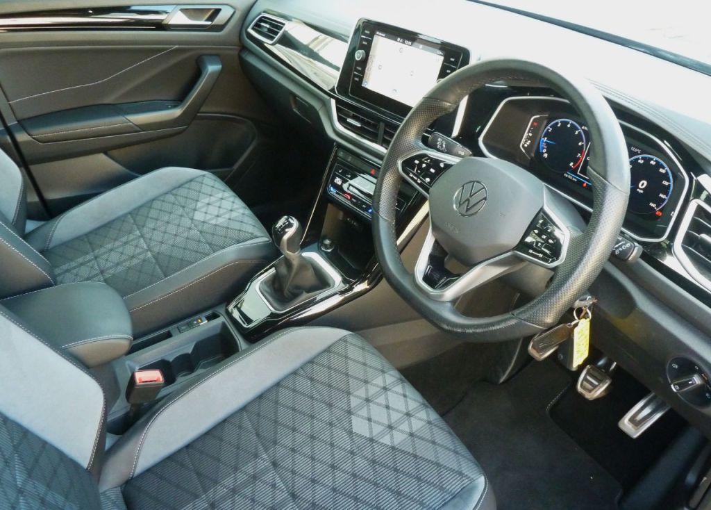 Used Volkswagen T-Roc 2023 for sale - 77919269: Photo 11