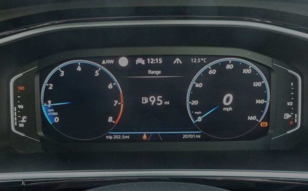 Used Volkswagen T-Roc 2023 for sale - 77919269: Photo 12