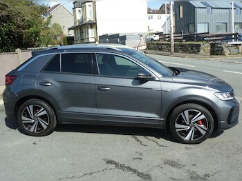 Used Volkswagen T-Roc 2023 for sale - 77919269: Photo
