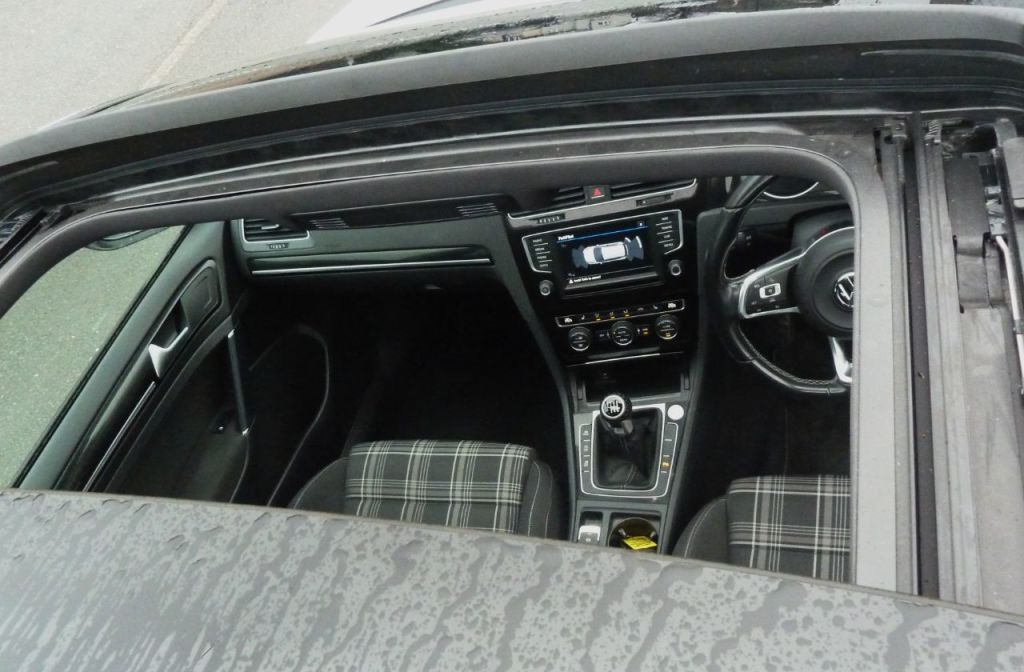 Used Volkswagen Golf 2016 for sale - 76949507: Photo 25