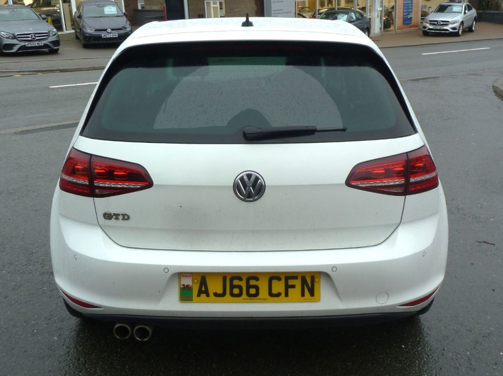 Used Volkswagen Golf 2016 for sale - 76949507: Photo 8