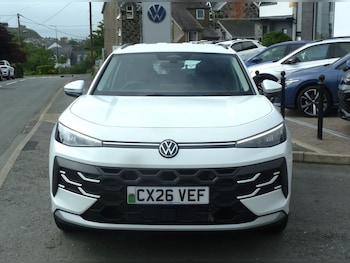 Used Volkswagen T-Roc 2026 for sale - 79572786: Photo