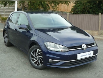 Used Volkswagen Golf 2019 for sale - 75555928: Photo